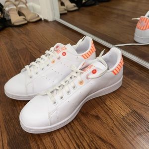 NEW. Never used or worn. Size 9.5.